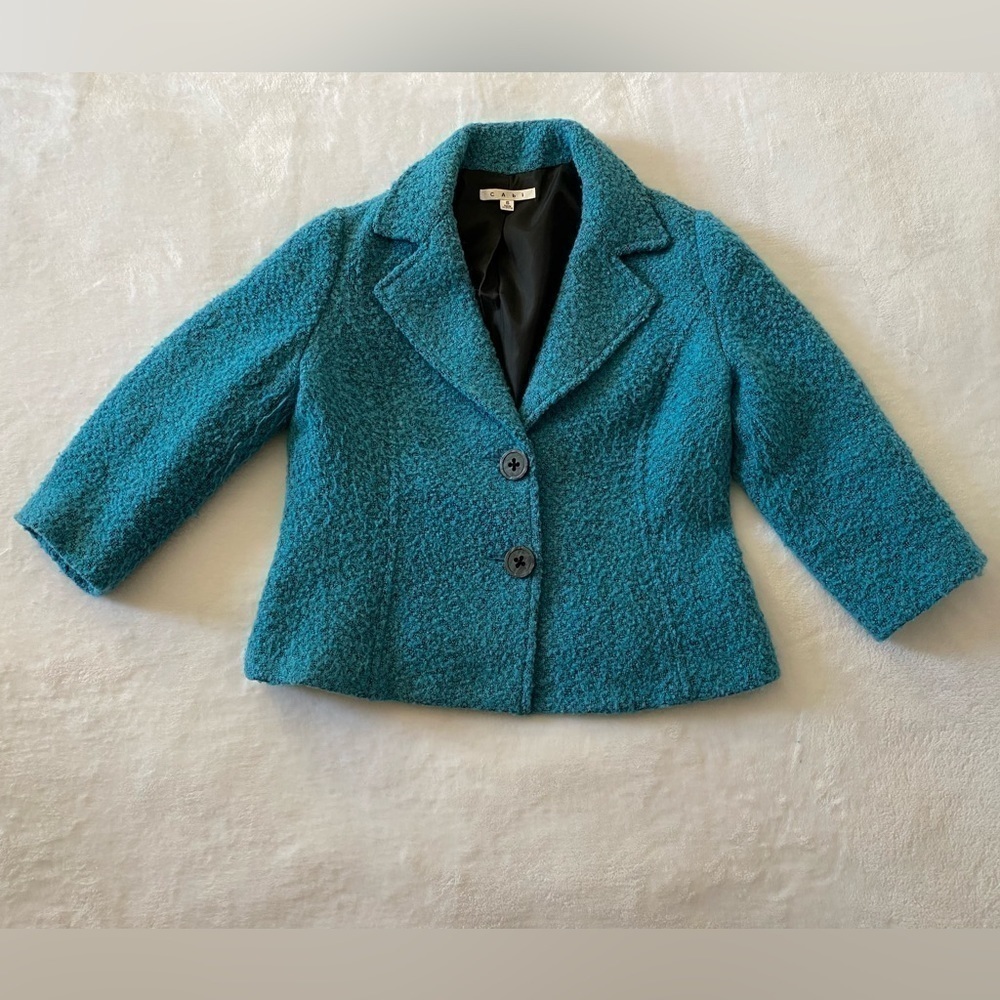 Cabi Boucle Blue Wool Blend Cropped 3/4 Sleeve Blazer‎ Two Button Size 6